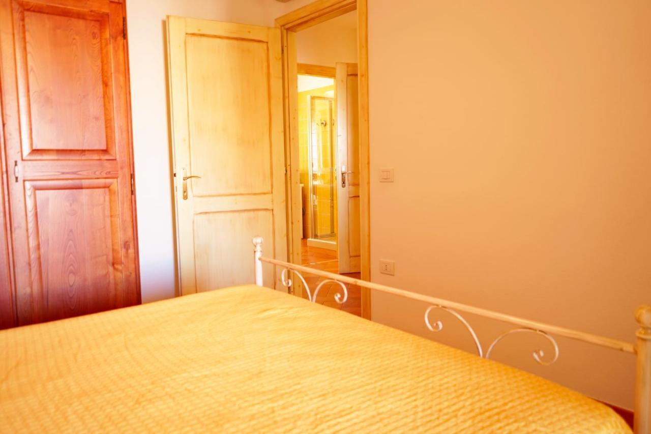 Mereu Central Apartment Villasimius Exterior foto