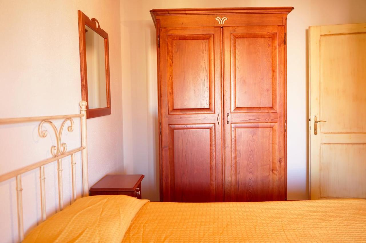 Mereu Central Apartment Villasimius Exterior foto