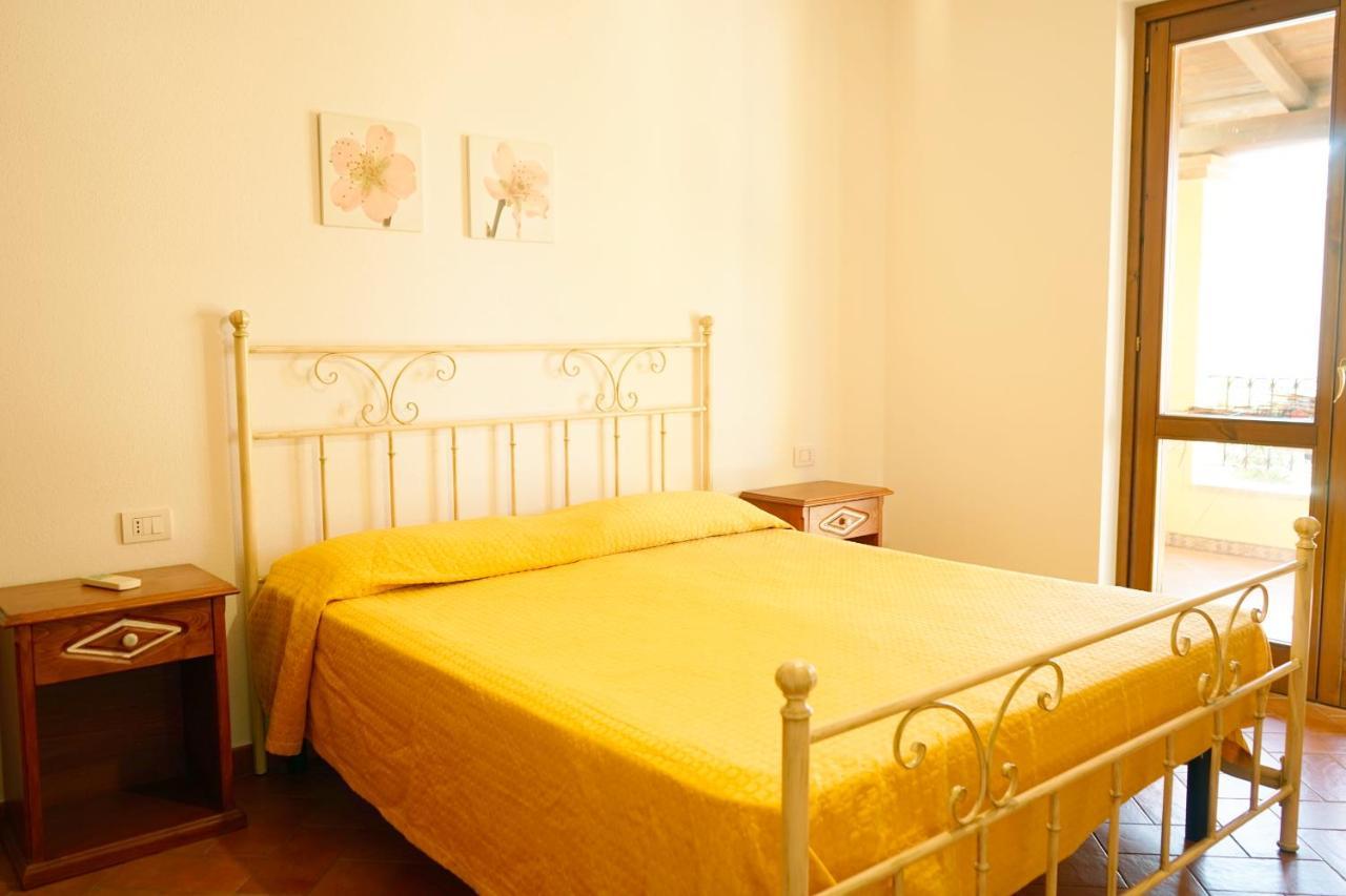 Mereu Central Apartment Villasimius Exterior foto