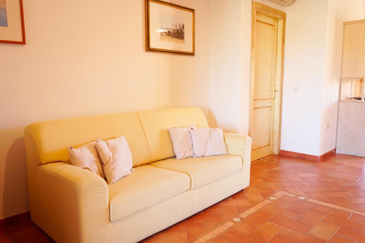 Mereu Central Apartment Villasimius Exterior foto