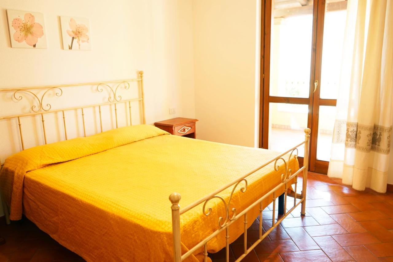 Mereu Central Apartment Villasimius Exterior foto